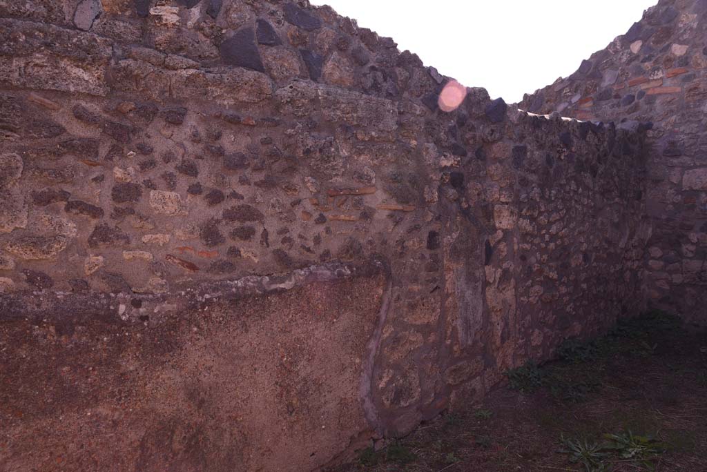 I.4.25/I.4.5 Pompeii. October 2019. Apodyterium 38/39, south wall, looking west.
Foto Tobias Busen, ERC Grant 681269 D�COR.
