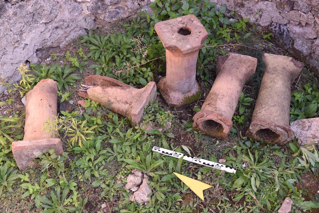 I.4.25/I.4.5 Pompeii. October 2019. Calidarium 41, hypocausts in apse/alcove.
Foto Tobias Busen, ERC Grant 681269 D�COR.


