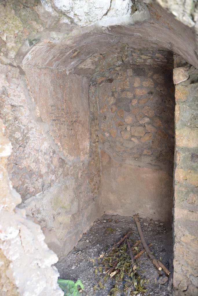 I.4.25/I.4.5 Pompeii. October 2019. 
Unnumbered corridor/room, looking south-east in second vaulted area.
Foto Tobias Busen, ERC Grant 681269 D�COR.
