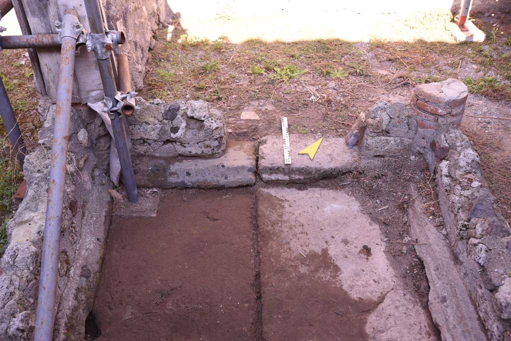 I.4.25/I.4.5 Pompeii. October 2019. Atriolo 43, north end of impluvium.
Foto Tobias Busen, ERC Grant 681269 D�COR.

