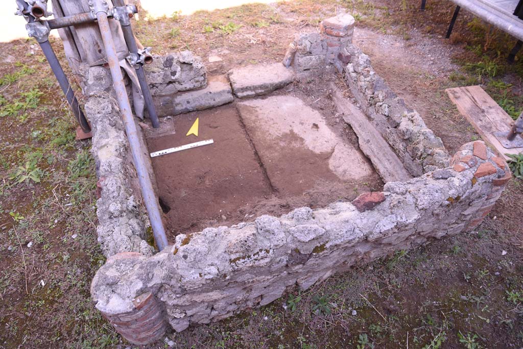 I.4.25/I.4.5 Pompeii. October 2019. Atriolo 43, looking north-east across impluvium.  
Foto Tobias Busen, ERC Grant 681269 D�COR.
