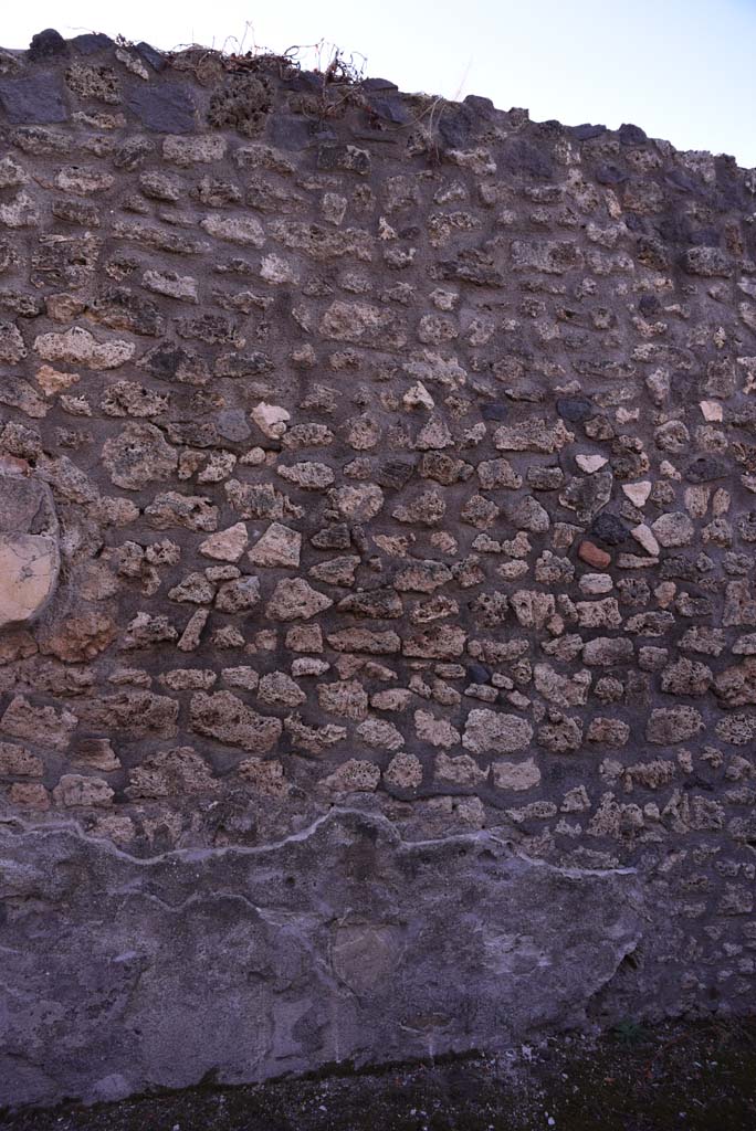 I.4.25 Pompeii. October 2019. Upper peristyle 56, continuation from south wall in south-east corner.
Foto Tobias Busen, ERC Grant 681269 DÉCOR