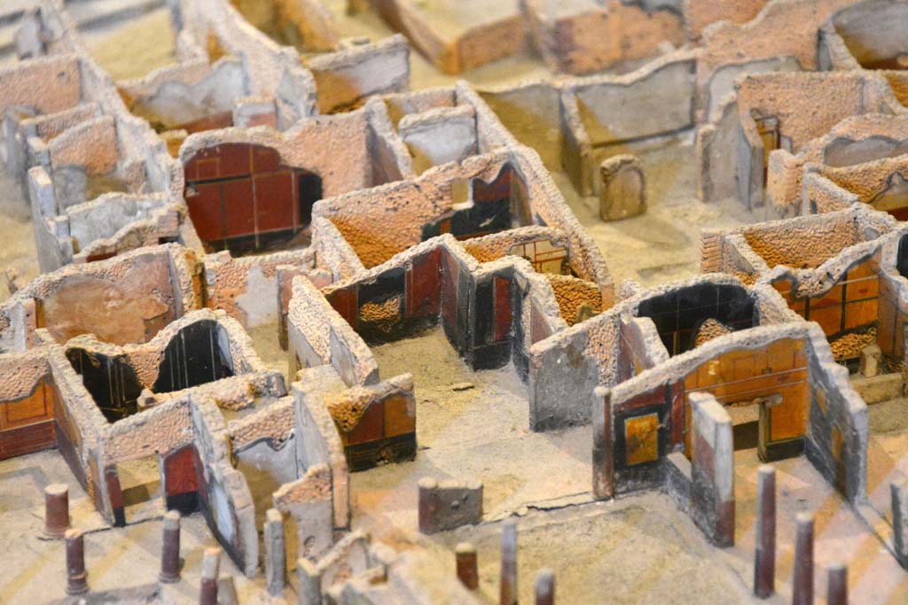I.4.25 Pompeii. May 2019. Detail from model in Naples Archaeological Museum.
West end of Upper Peristyle 56, lower centre, with room 57, in centre with room 52, centre right.
Foto Tobias Busen, ERC Grant 681269 DÉCOR.