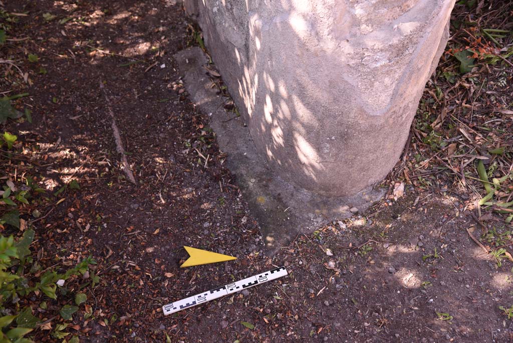 I.4.25 Pompeii. October 2019. Upper Peristyle 56, looking west to east end of south wall of area of north portico.
Foto Tobias Busen, ERC Grant 681269 DÉCOR