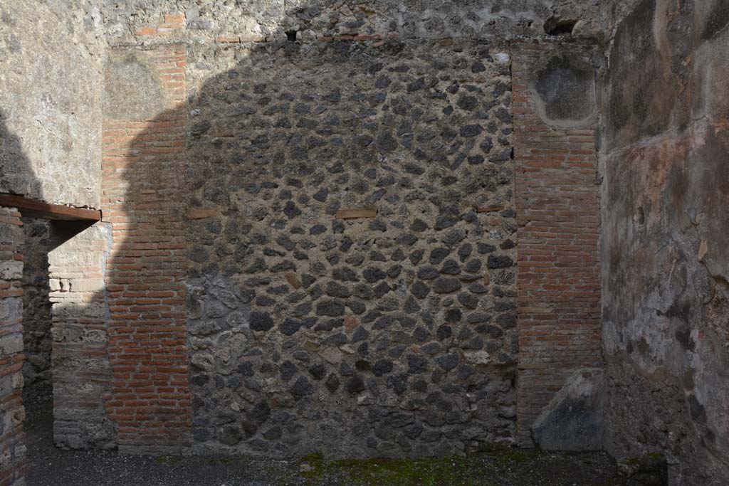 I.4.26 Pompeii. May 2019. Looking towards south wall.
Foto Tobias Busen, ERC Grant 681269 D�COR.

