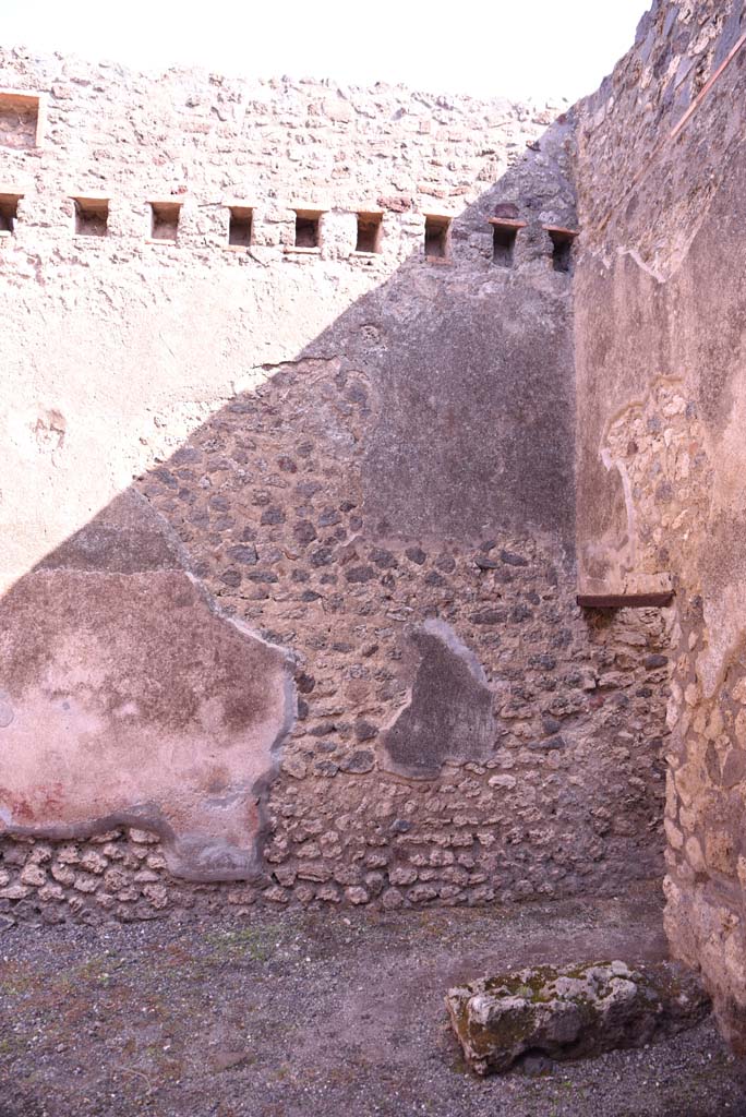 I.4.27 Pompeii. October 2019. 
Looking towards south end of east wall, with doorway to rear room.
Foto Tobias Busen, ERC Grant 681269 D�COR.
