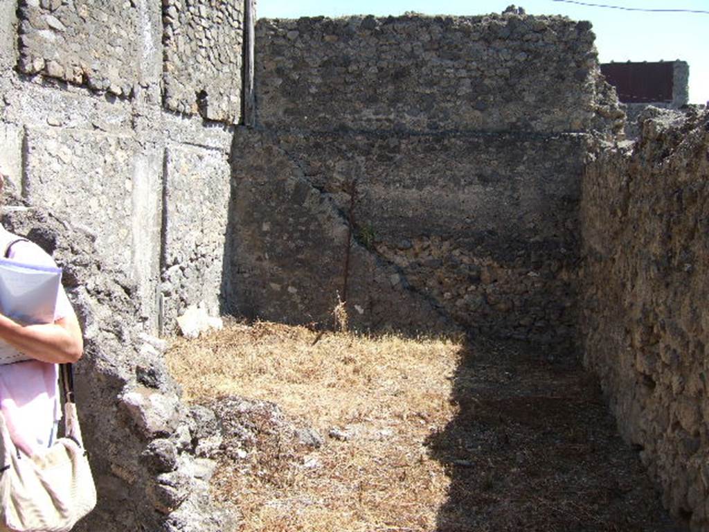 I.6.2 Pompeii. May 2006. Room in south east corner, looking east.  