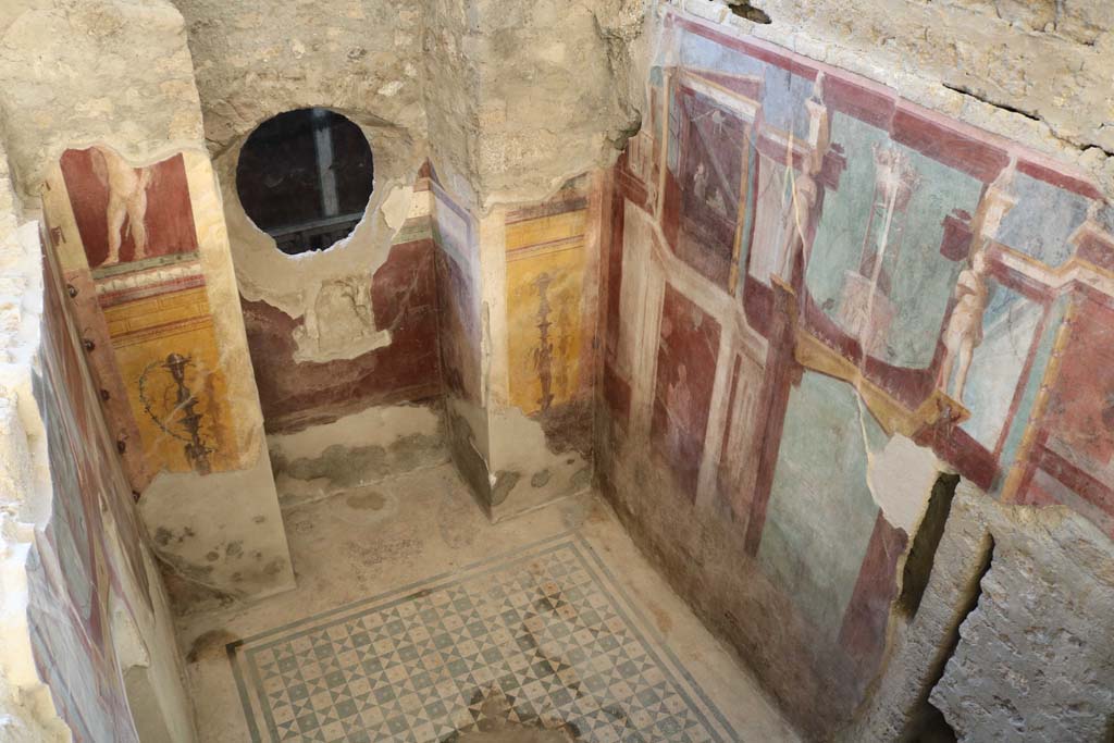 I.6.2 Pompeii. December 2018. Frigidarium of baths’ area. 
Looking down towards north-west corner and north wall. Photo courtesy of Aude Durand.

