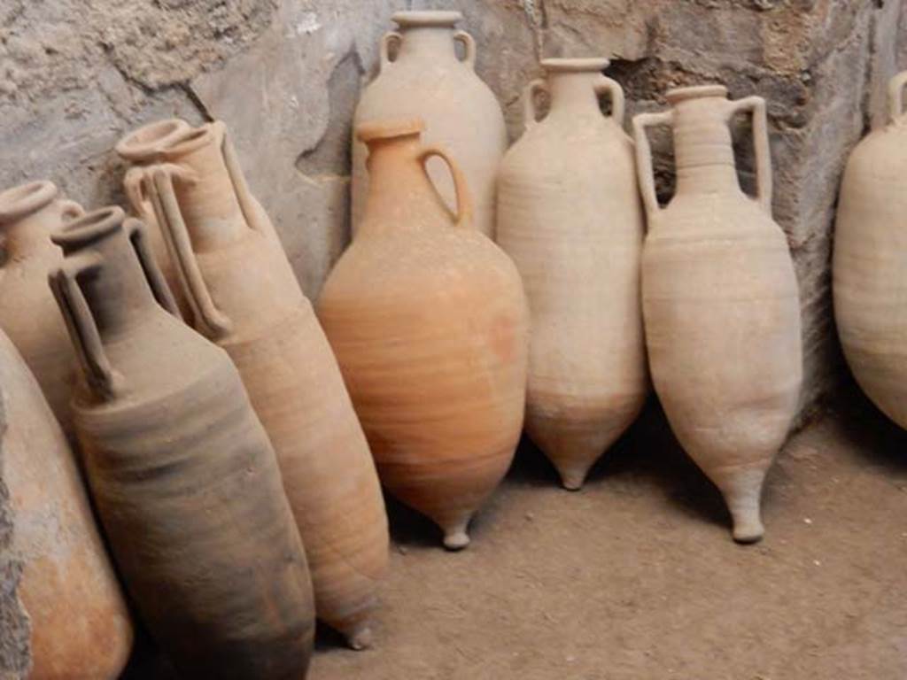 I.6.2 Pompeii. May 2016. Amphorae, looking north-east. Photo courtesy of Buzz Ferebee.

