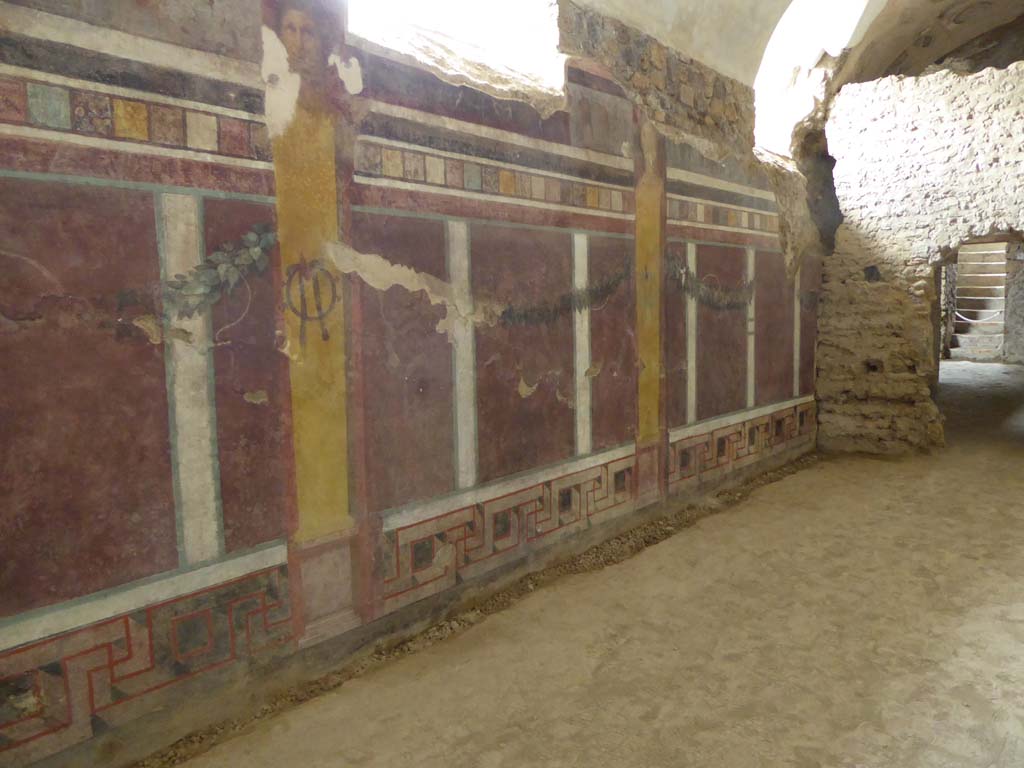 I.6.2 Pompeii. September 2017. Looking north along west wall of cryptoporticus.
Foto Annette Haug, ERC Grant 681269 DÉCOR.


