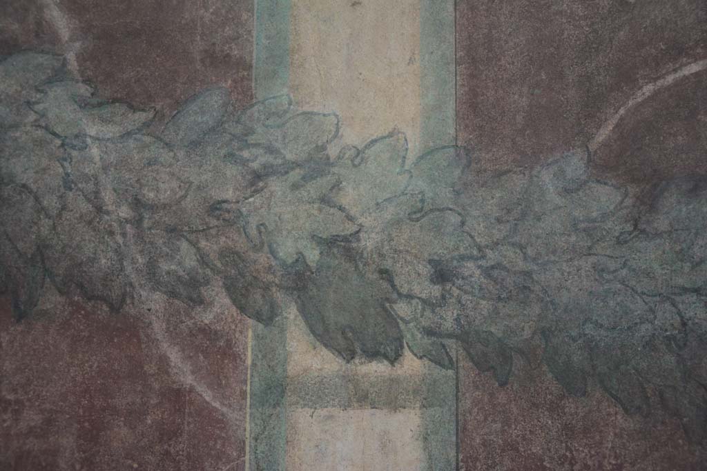 I.6.2 Pompeii. March 2019. Detail of painted decoration from east wall of west wing of cryptoporticus.
Foto Annette Haug, ERC Grant 681269 D�COR.
