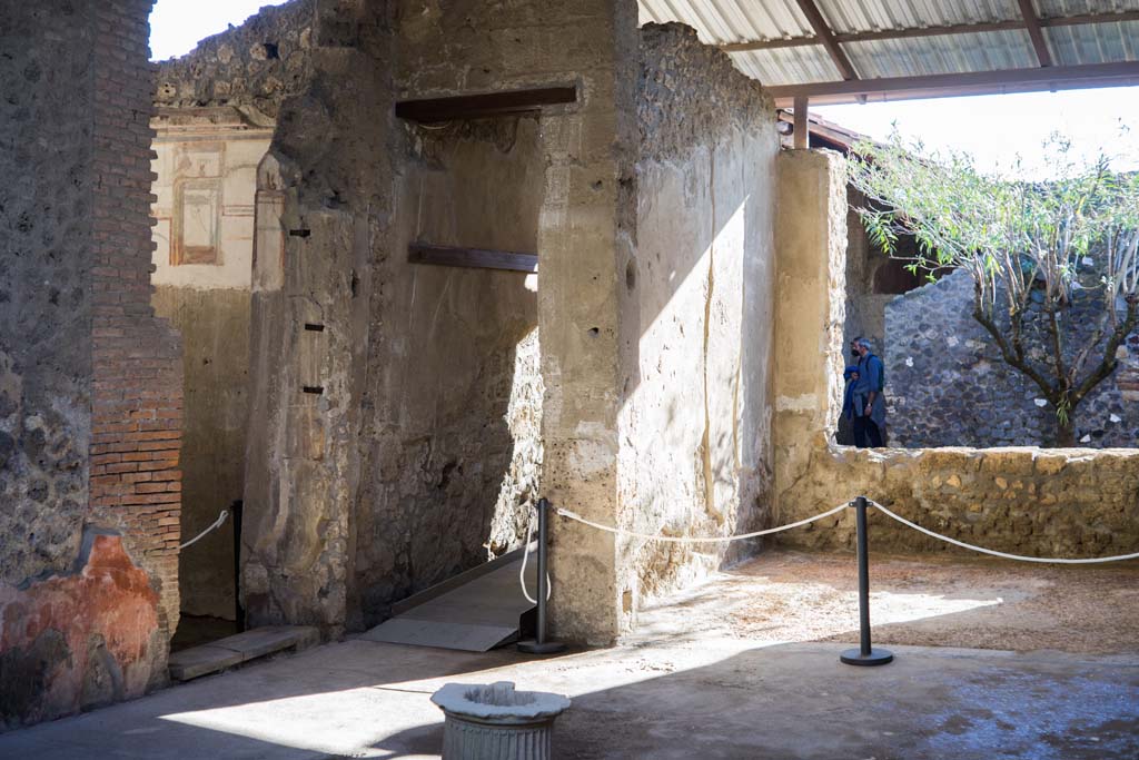 I.6.4 Pompeii. December 2021. Doorway to room 6, on left, in south-east corner of atrium. Photo courtesy of Johannes Eber.