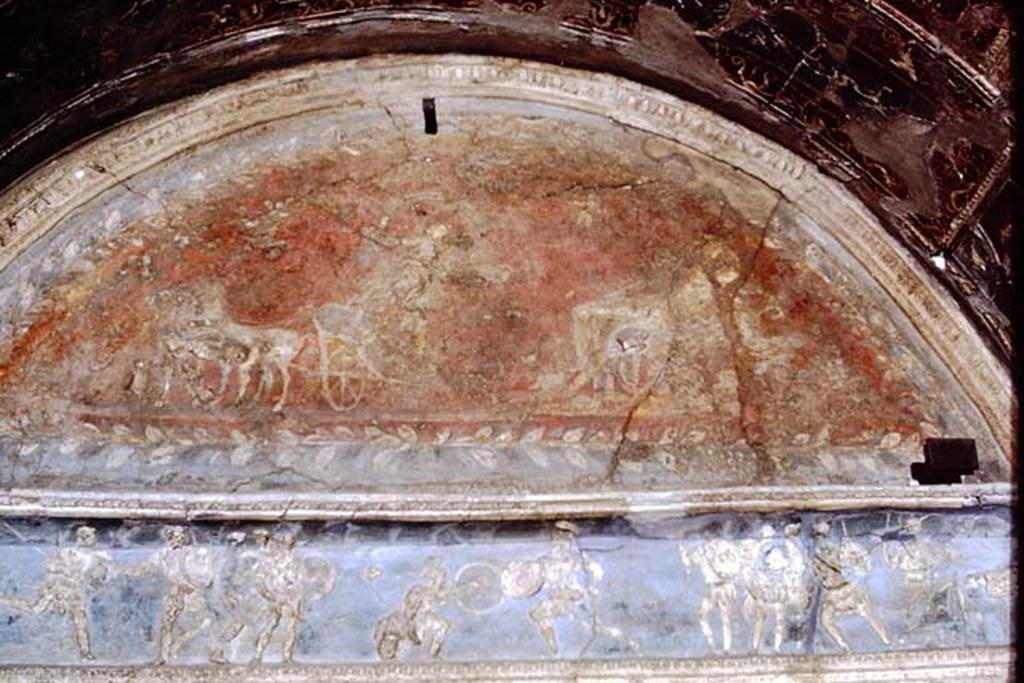 I.6.4 Pompeii, 1968. Detail from south wall. Photo by Stanley A. Jashemski.
Source: The Wilhelmina and Stanley A. Jashemski archive in the University of Maryland Library, Special Collections (See collection page) and made available under the Creative Commons Attribution-Non Commercial License v.4. See Licence and use details.
J68f0593