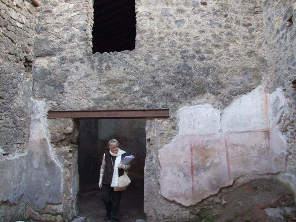 I.6.10 Pompeii. December 2007. South wall and door to rear room.