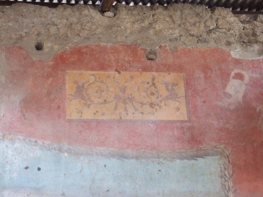 I.6.15 Pompeii. May 2006. Room 9, east of centre of upper north wall of small garden.
