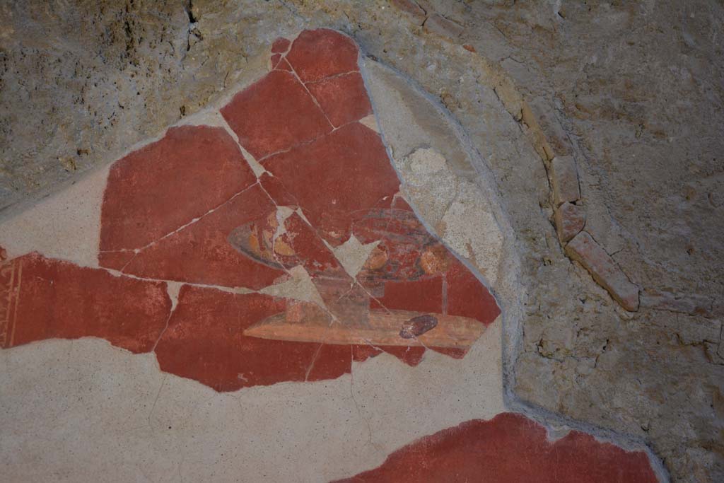 I.7.1 Pompeii. October 2019. Detail of painted vignette of glass vase/dish and fruit, on east wall of atrium.
Foto Annette Haug, ERC Grant 681269 D�COR.
