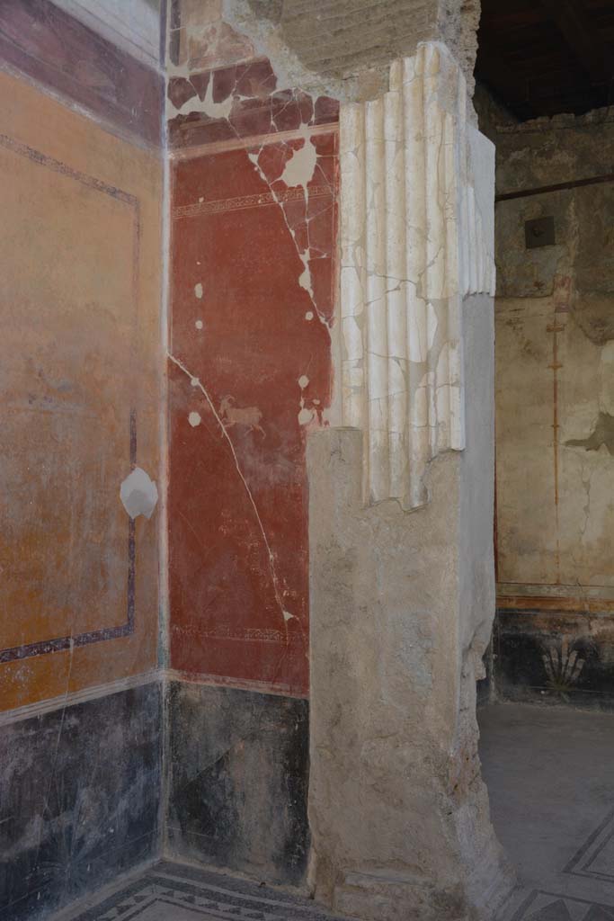 I.7.1 Pompeii. October 2019. South wall in south-east corner of atrium.
Foto Annette Haug, ERC Grant 681269 D�COR.


