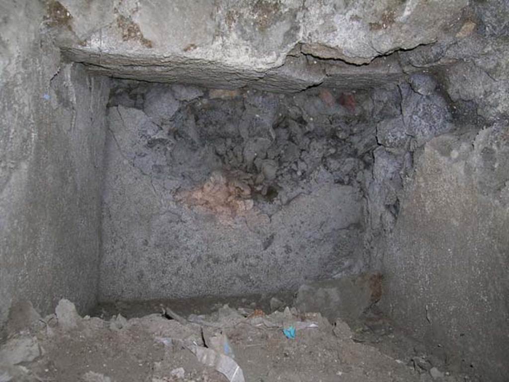 I.8.8 Pompeii. May 2004. Cellar. Photo courtesy of Nicolas Monteix.