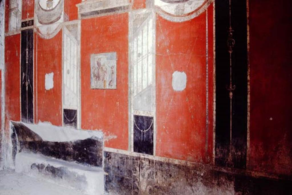 I.8.9 Pompeii, 1968. Room 7, east wall of triclinium. Photo by Stanley A. Jashemski.
Source: The Wilhelmina and Stanley A. Jashemski archive in the University of Maryland Library, Special Collections (See collection page) and made available under the Creative Commons Attribution-Non Commercial License v.4. See Licence and use details.
J68f0612