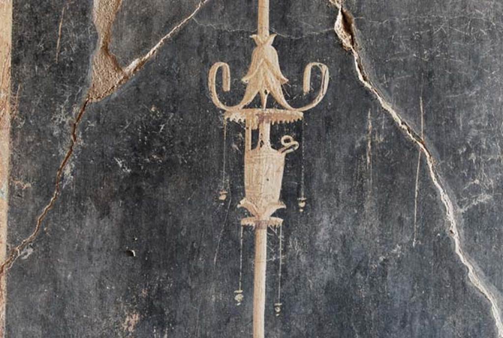 I.8.9 Pompeii. March 2008. Room 7, triclinium. Detail of lower part of north end of east wall. Photo courtesy of Nicolas Monteix.