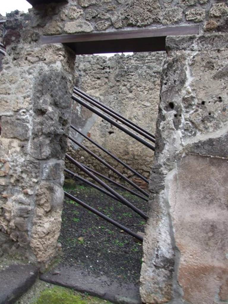 I.8.14 Pompeii. December 2007. Doorway to room 6, room on east side of atrium.