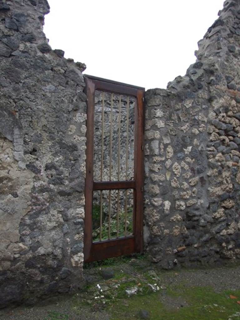 I.8.16 Pompeii. December 2007. Entrance on Vicolo dell� Efebo. 