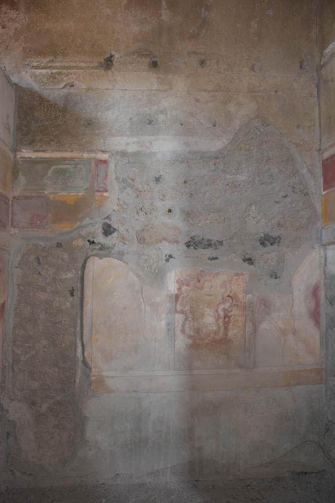 I.8.17 Pompeii. October 2019. Looking towards north wall of alcove. 
Foto Annette Haug, ERC Grant 681269 DÉCOR.

