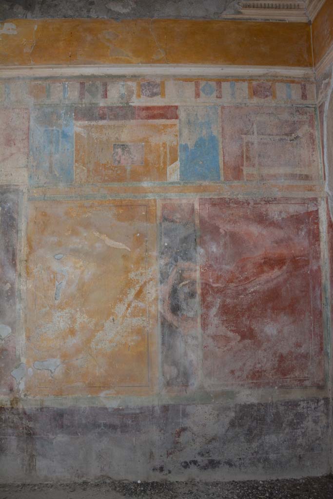 I.8.17 Pompeii. March 2019. Room 9, north wall at east end.
Foto Annette Haug, ERC Grant 681269 DÉCOR.