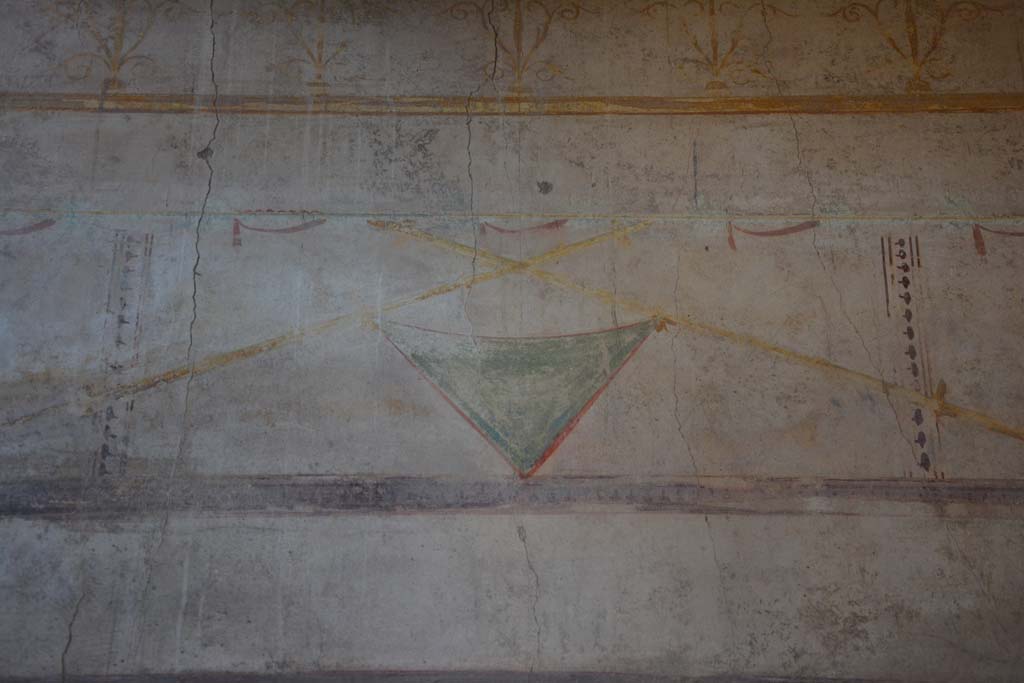 I.8.17 Pompeii. March 2019. Room 14, detail from upper north wall at east end.  
Foto Annette Haug, ERC Grant 681269 DÉCOR.

