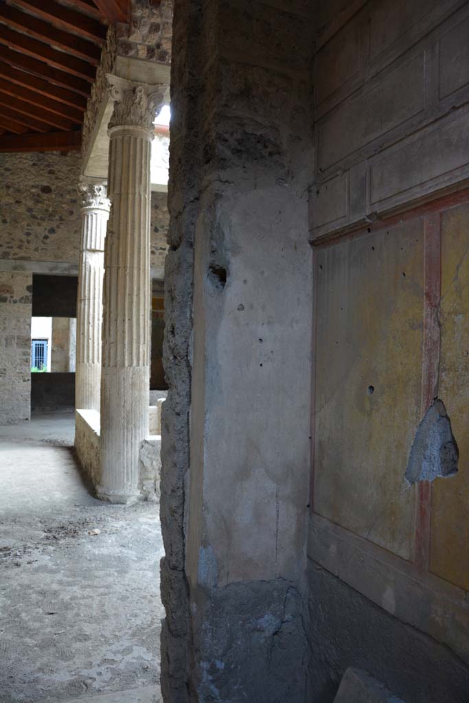 I.8.17 Pompeii. March 2019. Room 15, south-east corner, and doorway to atrium 3.
Foto Annette Haug, ERC Grant 681269 DÉCOR.
