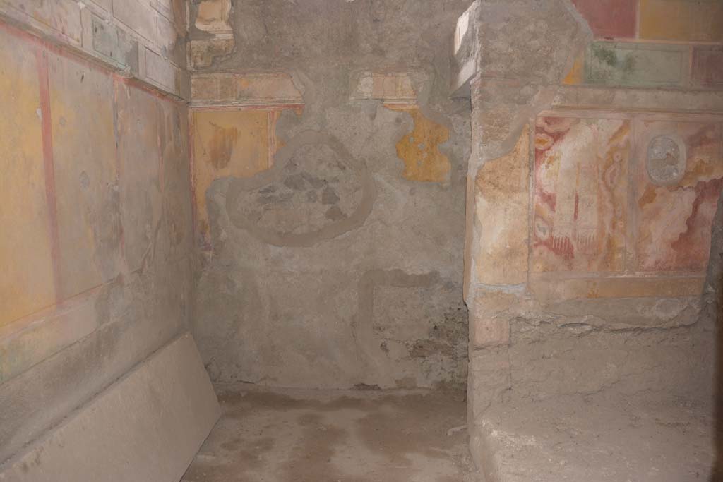I.8.17 Pompeii. March 2019. Room 15, looking towards west side. 
Foto Annette Haug, ERC Grant 681269 DÉCOR.
