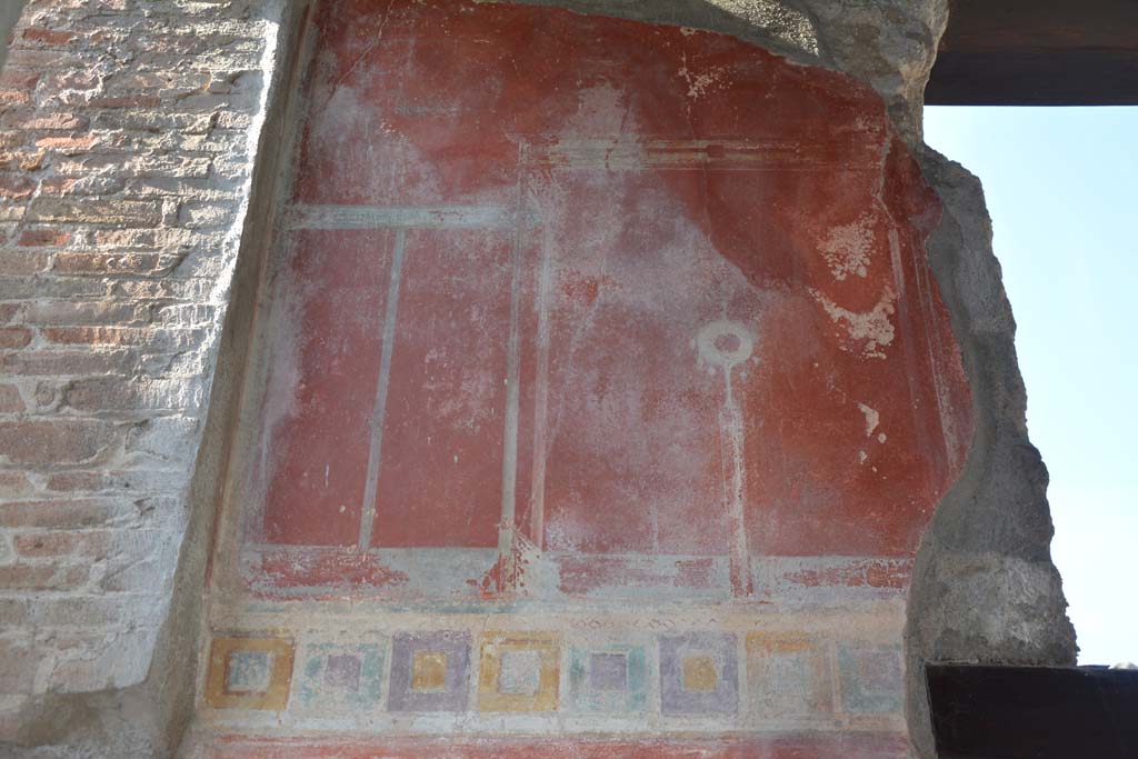 I.9.1 Pompeii. October 2019. Room 11, upper west wall south of doorway to atrium.   
Foto Annette Haug, ERC Grant 681269 D�COR.
