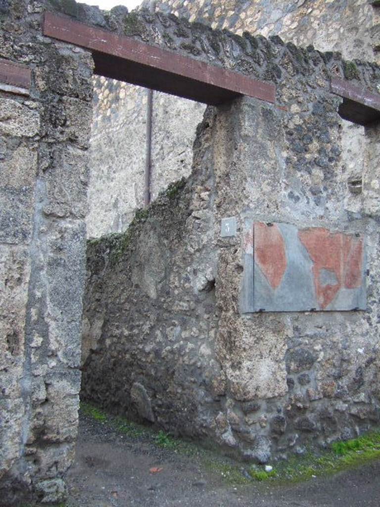 I.10.3 Pompeii.  December 2005.  Entrance.
