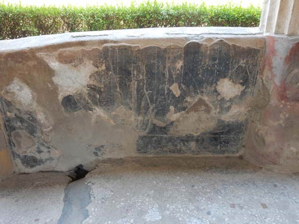 I.10.4 Pompeii. May 2017. Painted pluteus from west portico. Photo courtesy of Buzz Ferebee.