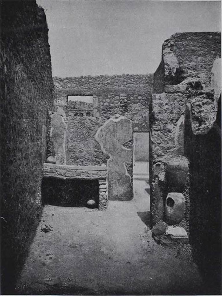 I.10.8 Pompeii. 1934. Room 9, looking north to kitchen area
See Notizie degli Scavi di Antichit�, 1934, p. 315, fig. 27.
