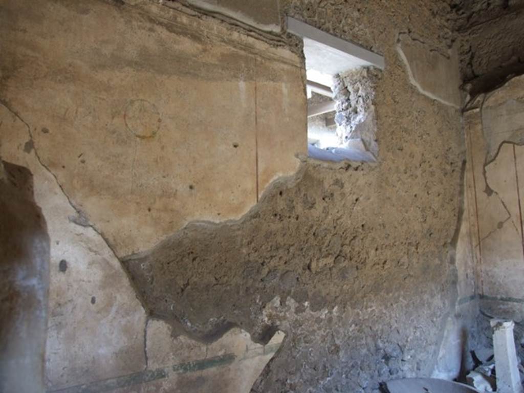 I.10.8 Pompeii. March 2009. Room 3, north wall of cubiculum with window onto Vicolo del Menandro.
According to PPP, the following graffito was found on the north wall of the cubiculum, CIL IV 8380.
According to Della Corte, found on a wall in this white cubiculum, were CIL IV 8380, 8381 and 8384.
According to PPP, CIL IV 8384 was found on the south wall of this cubiculum.
See Bragantini, de Vos, Badoni, 1981. Pitture e Pavimenti di Pompei, Parte 1. Rome: ICCD. (p.137)
See Della Corte, M., 1965. Case ed Abitanti di Pompei. Napoli: Fausto Fiorentino. (p.301)
