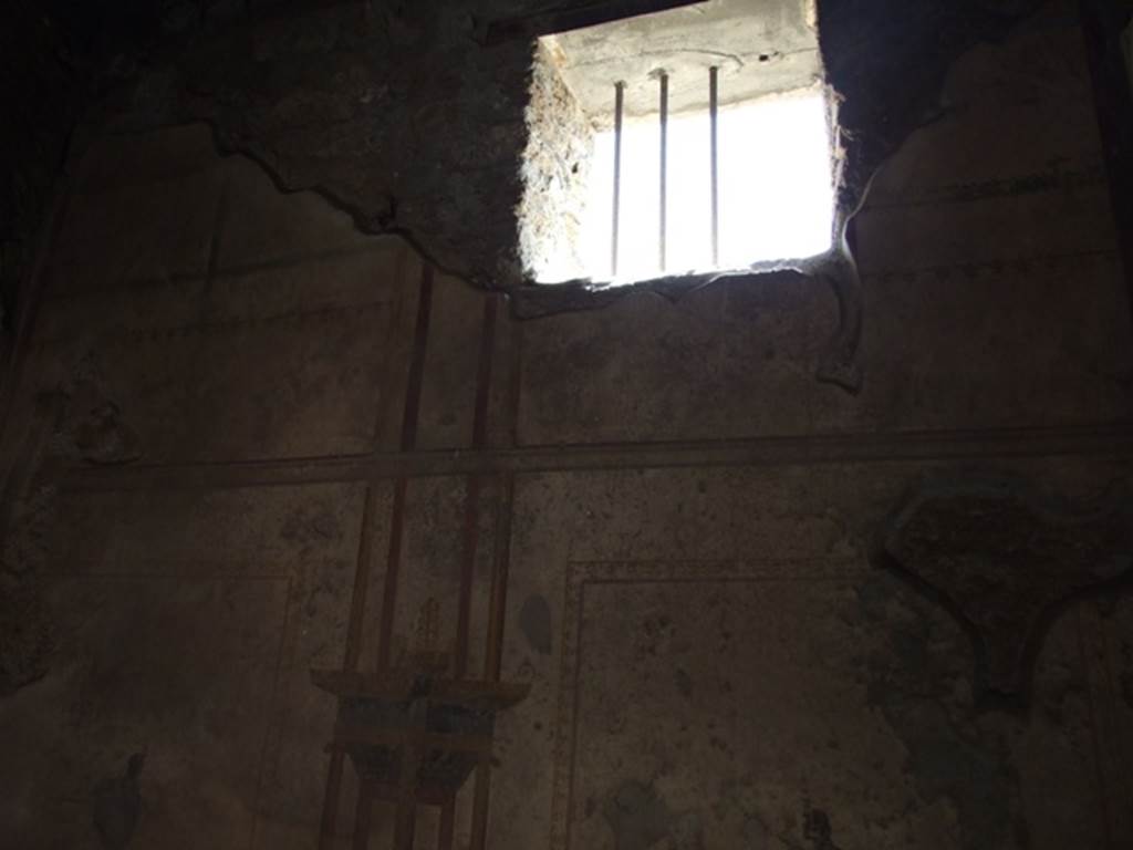 I.10.11 Pompeii.  March 2009.  Room 7.  Cubiculum.  South wall.  