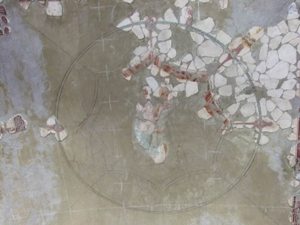 I.10.11 Pompeii.  March 2009.  Room 8.  Triclinium.  Ceiling.