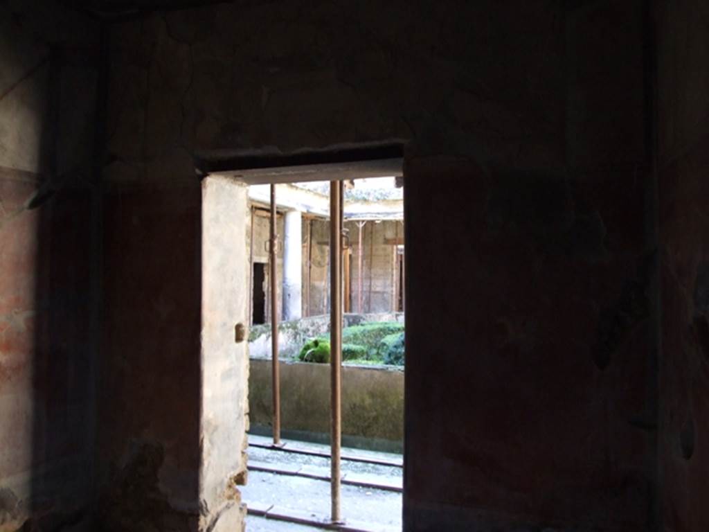 I.10.11 Pompeii.  March 2009.  Room 12.  Cubiculum.  West wall.