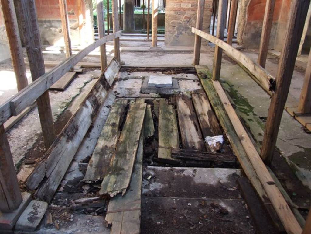 200903%20Card%2010%20271