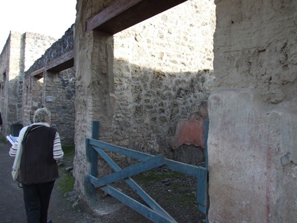 I.11.3 Pompeii. December   2007. Entrance on Via dell�Abbondanza, looking east.