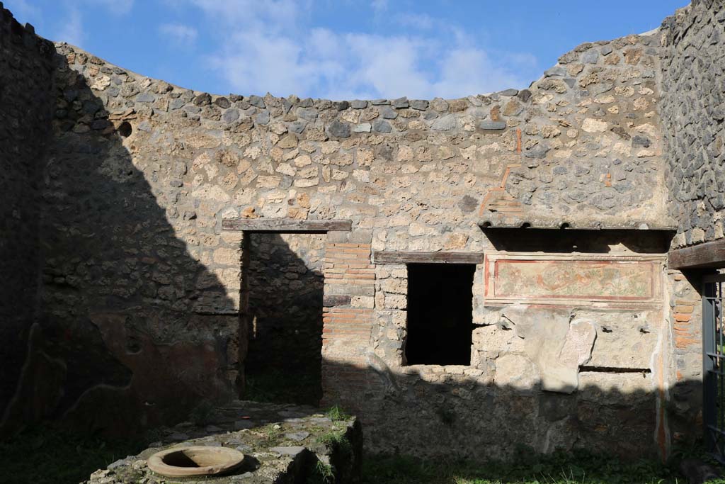 I.11.11 Pompeii. December 2018. Looking towards north wall in bar-room. Photo courtesy of Aude Durand.