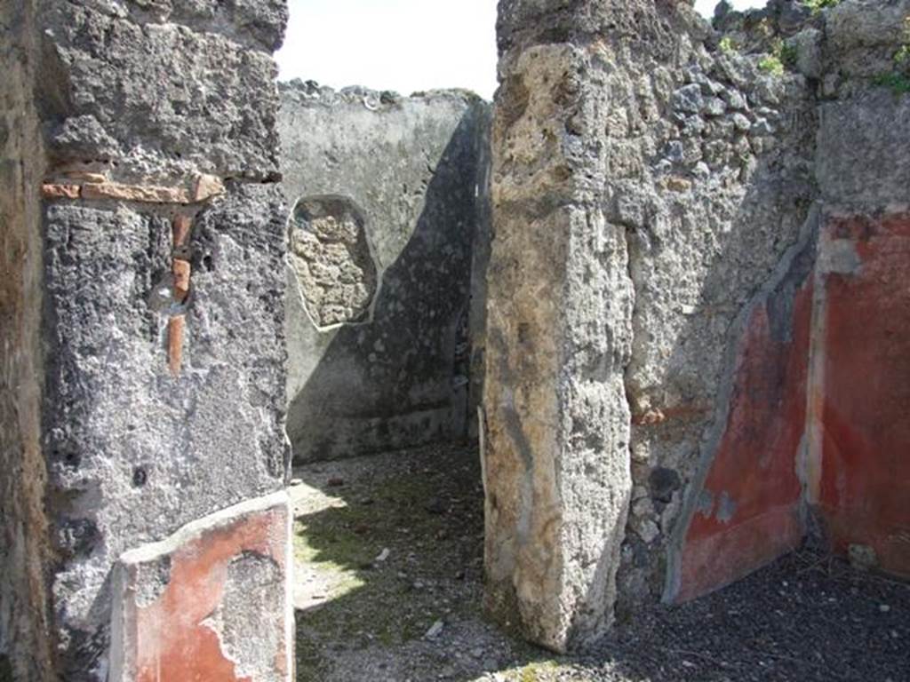 I.12.16 Pompeii.  March 2009.  Doorway to room 6 in south east corner of atrium.