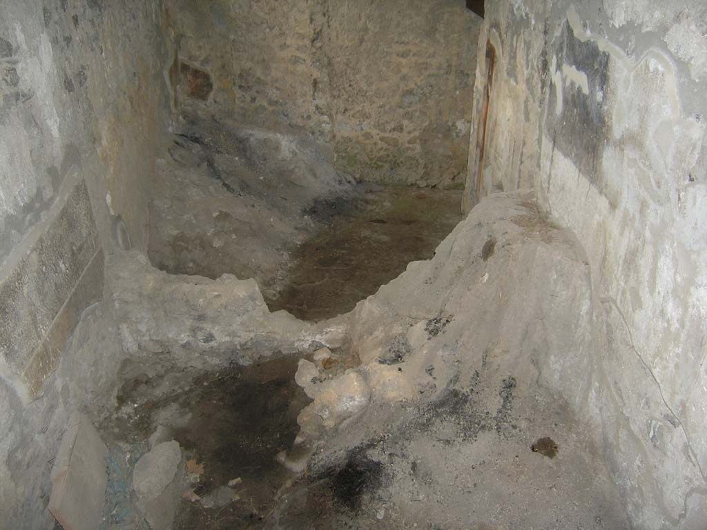 I.14.2 Pompeii. July 2008. Room I, cubiculum, looking south from room J. Photo courtesy of Guilhem Chapelin.
At the far-left end is a mound of carbonized plants preserved in cubiculum I, south-east corner.
Voir Chapitre 2 : L’atelier de fabrication de nattes de la via di Nocera (I 14, 2) in Magali Cullin-Mingaud, 2010. La vannerie dans l'Antiquité romaine: Collection du Centre Jean Bérard 35. Paris. Centre Jean Berard, p. 129-171, fig. 196.
https://books.openedition.org/pcjb/706