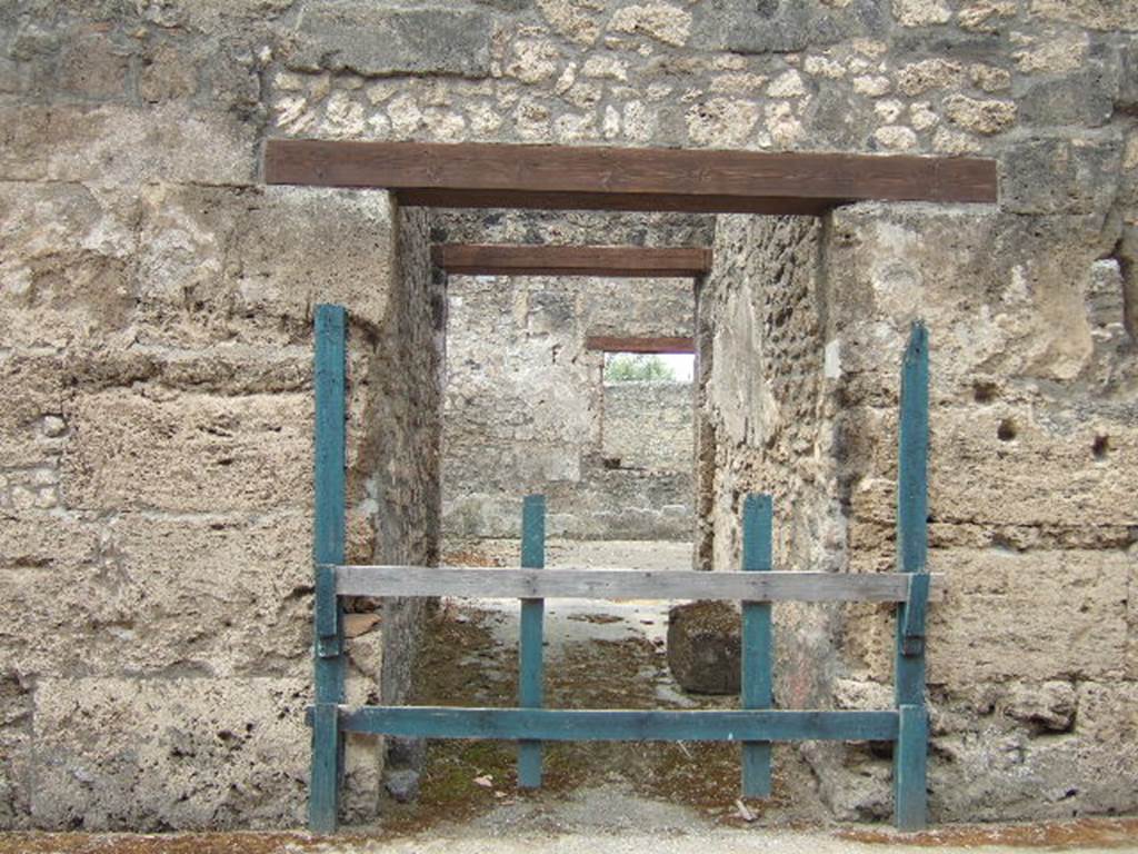 I.14.2 Pompeii. September 2004. Entrance A, looking west.