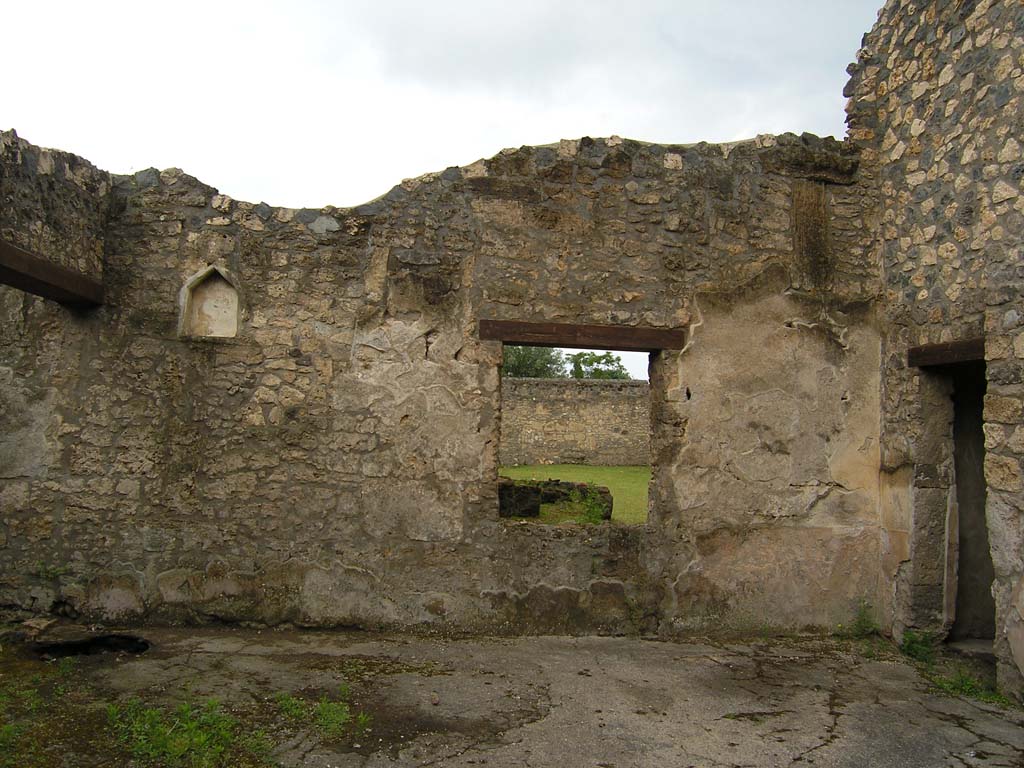I.14.2 Pompeii. July 2008. Room B, looking west across atrium, and through window to Garden area M.
Photo courtesy of Guilhem Chapelin. 
