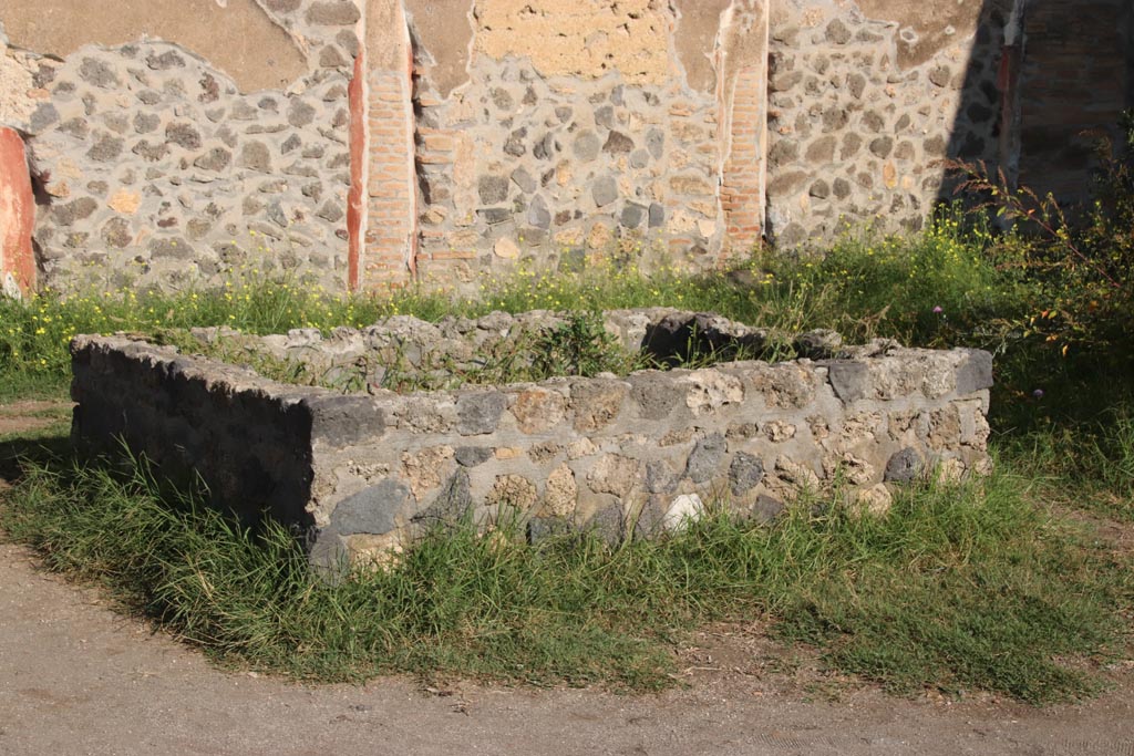 I.15.3 Pompeii. October 2022. Garden area/vineyard 14, looking north to structure/basin. Photo courtesy of Klaus Heese.

