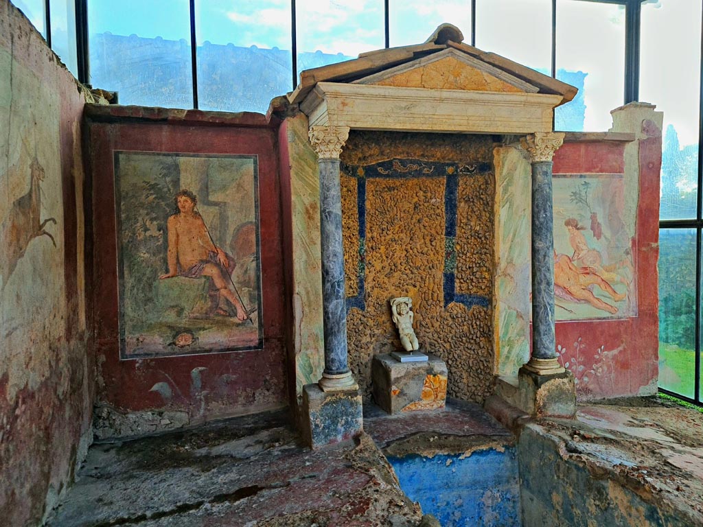 II.2.2 Pompeii. March 2024. 
Room “k”, summer dining room with biclinium and water feature, at east end of upper euripus. Photo courtesy of Giuseppe Ciaramella.
