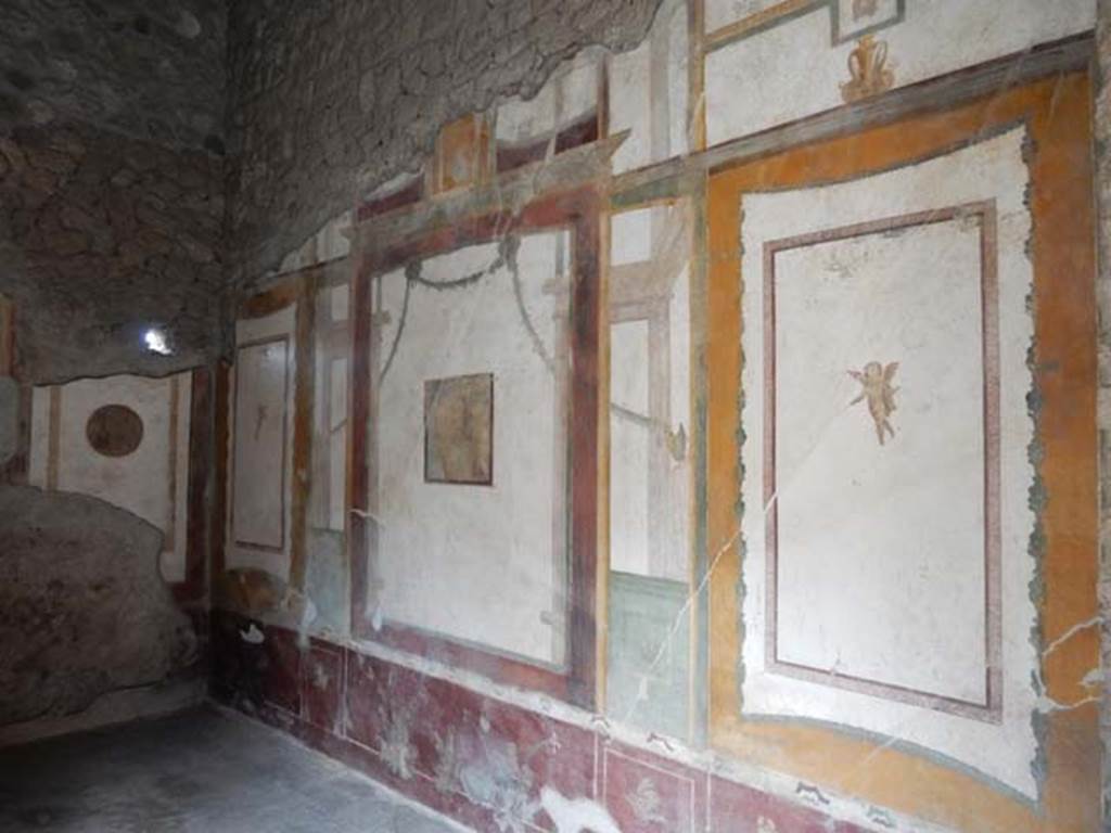II.3.3 Pompeii. May 2016. Room 4, looking towards south-east corner and south wall.
Photo courtesy of Buzz Ferebee.