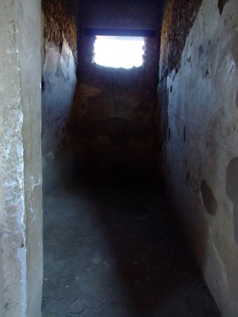 II.3.3 Pompeii.  March 2009.  Room 8. Looking east.